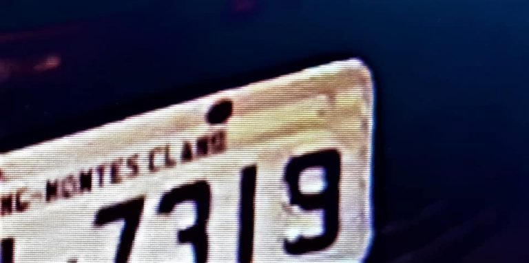 PRF da Bahia recupera carro roubado ao identificar erro de grafia na placa
