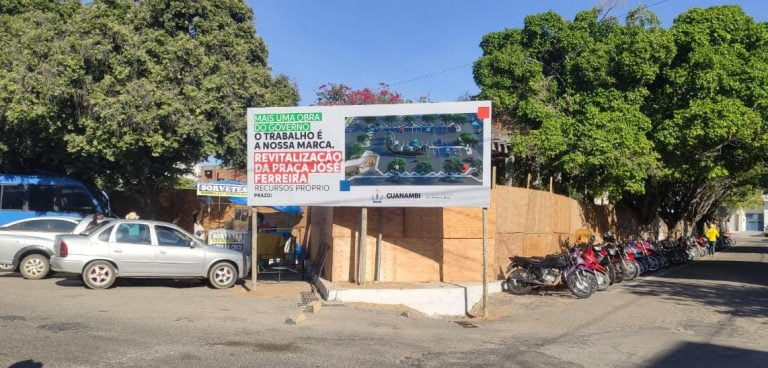 Praça José Ferreira Estacionamento