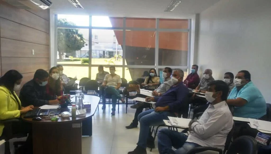 Consórcio de Saúde da região de Guanambi sugeriu volta às aulas presenciais em setembro