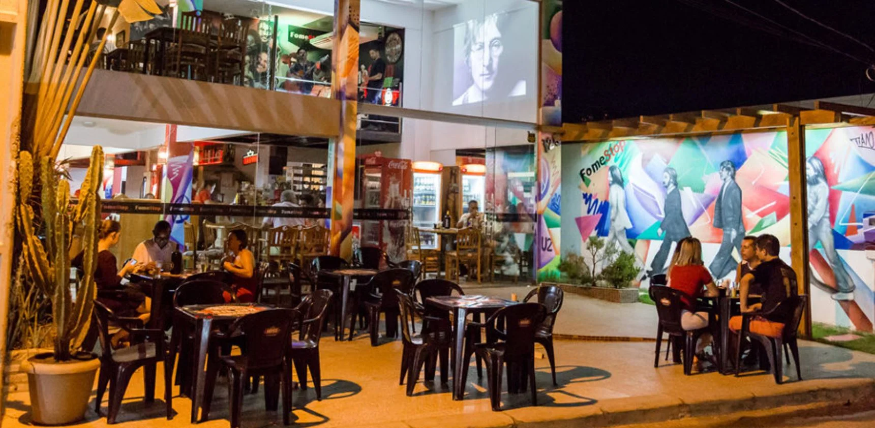 Novo decreto amplia funcionamento de bares, restaurantes e shoppings em Vitória da Conquista