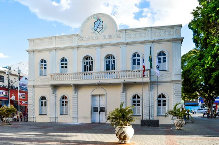 Prefeitura de Juazeiro abre edital com 230 vagas