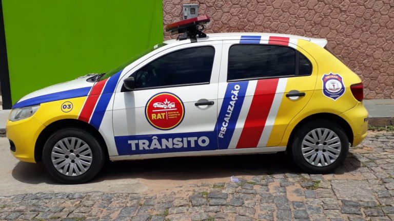 Smtran recolheu colete e multou mototaxista acusado de desrespeitar passageiros em Guanambi