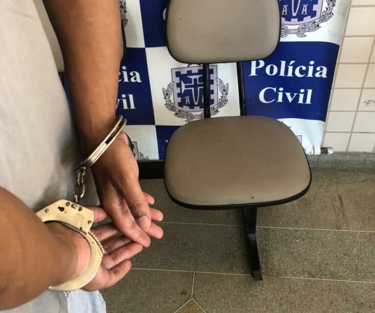 Polícia de Carinhanha cumpre mandados contra acusado de adulteração e estelionato em MG
