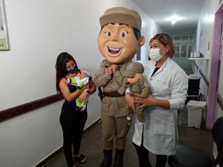 PM ajuda em campanha de amamentação em Vitória da Conquista