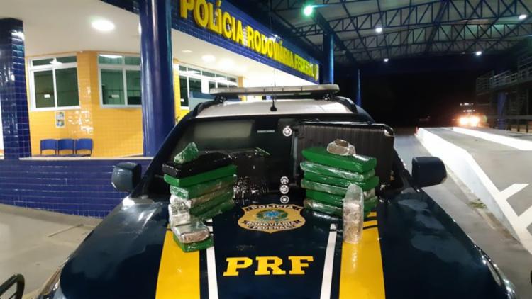 14 kg de maconha foram apreendidos em ônibus interestadual em Vitória da Conquista