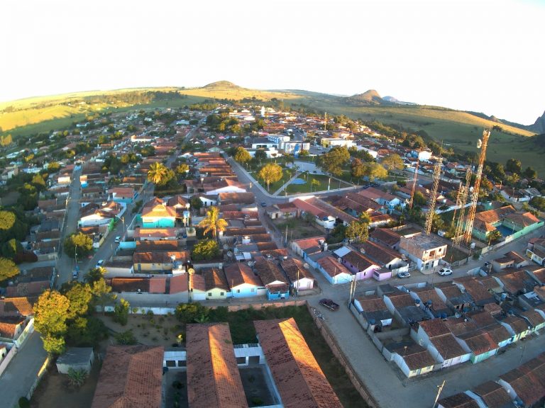 Treze cidades da Bahia estão sem casos de Covid-19 e reforçam importância da vacinação