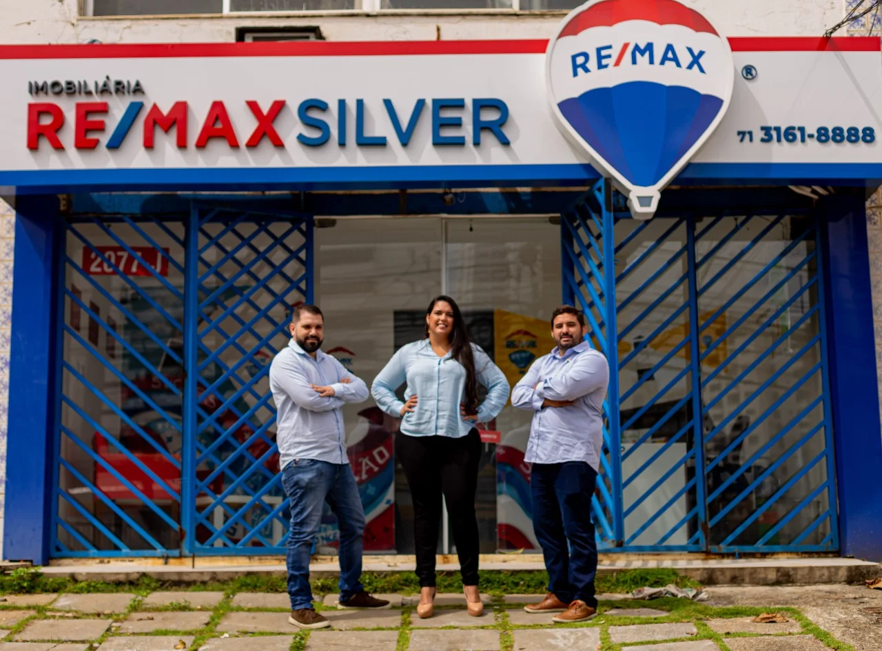 RE/MAX oferta oportunidade de carreira para quem quer se tornar corretor de imóveis em Guanambi