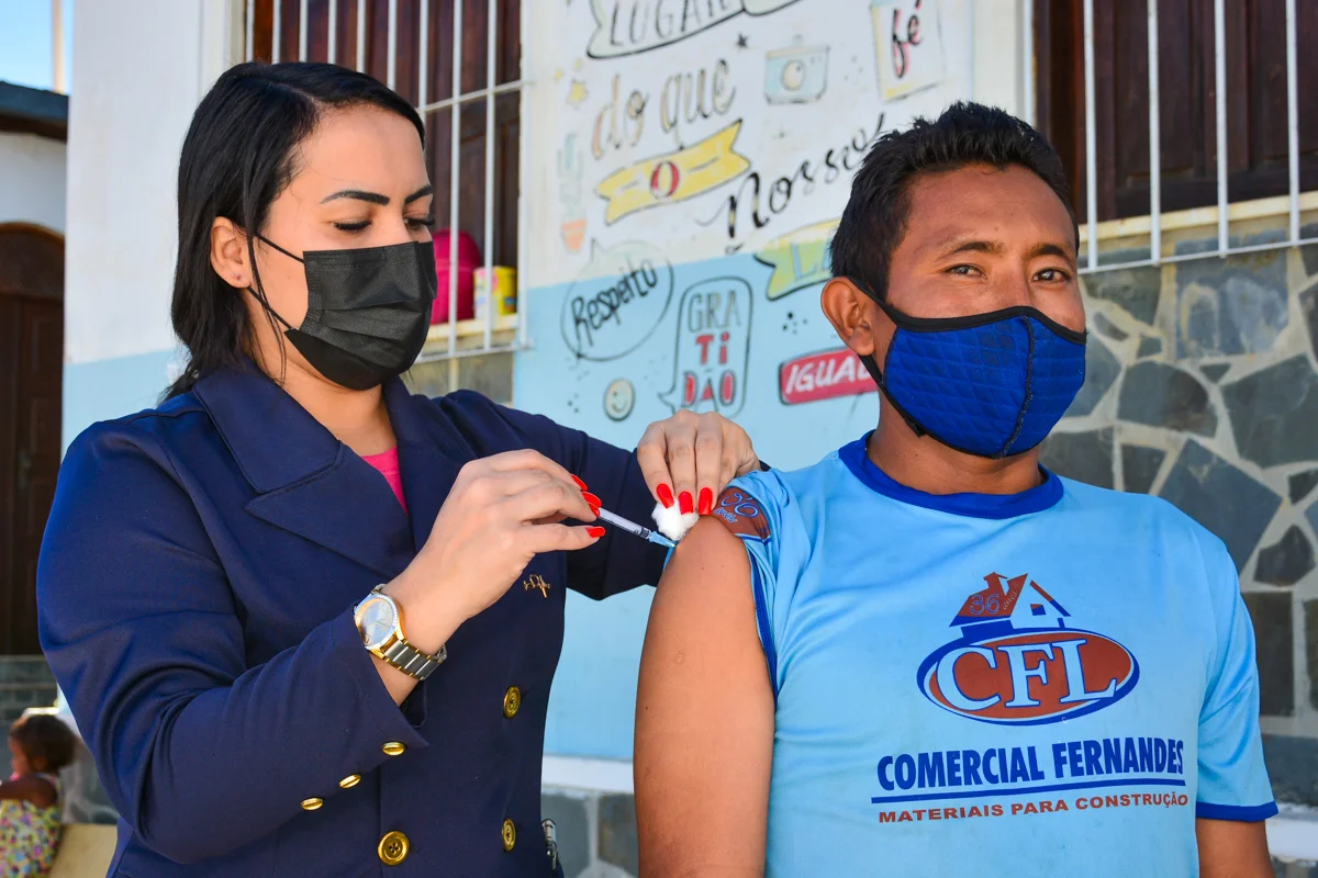 Migrantes venezuelanos foram vacinados contra a Covid-19 em Vitória da Conquista