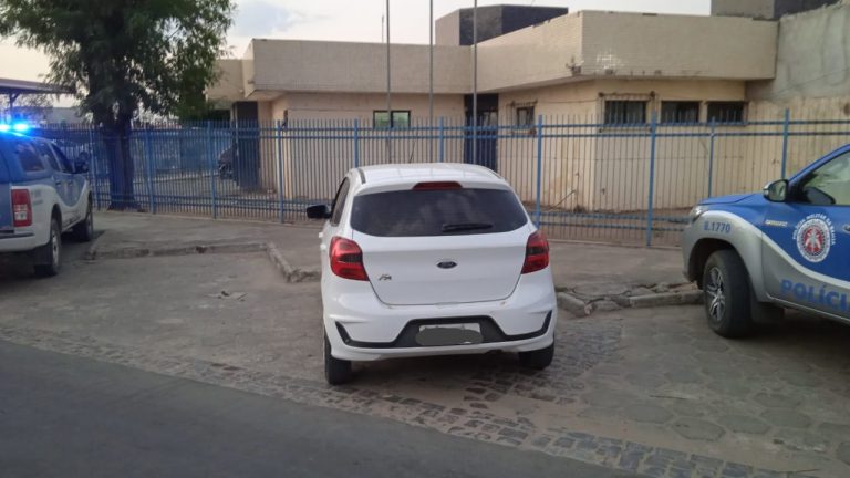 Carro não devolvido a locadora em SP foi recuperado em Carinhanha
