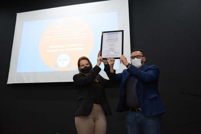 Vitória da Conquista teve certificado de gestão da qualidade renovado e servidores foram homenageados