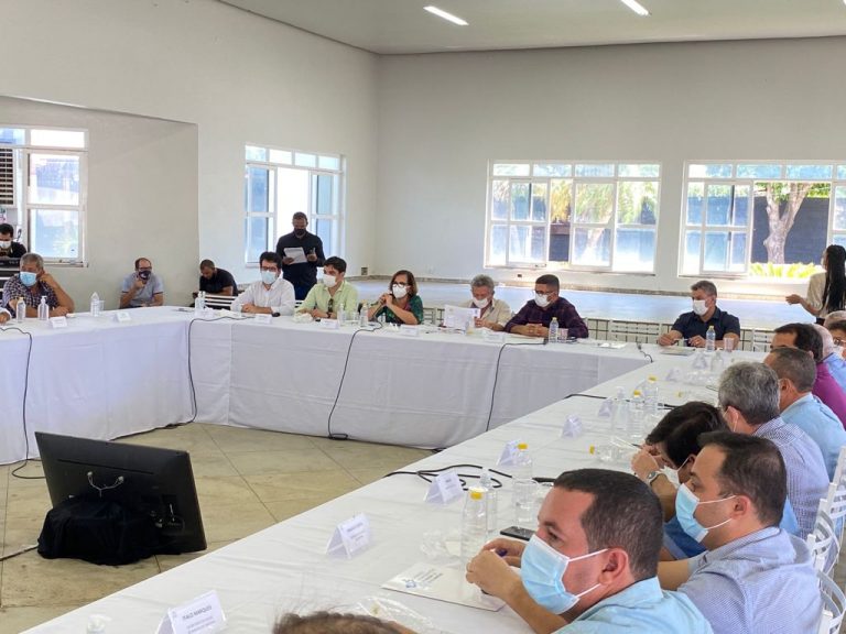 Sesab e prefeitos debateram funcionamento do Hospital Geral de Guanambi