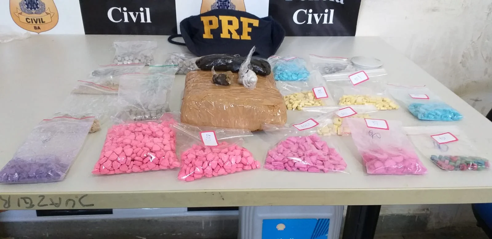PRF apreendeu quase 2,5 mil comprimidos de ecstasy em Juazeiro