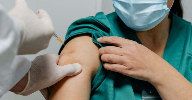 Paramirim e outras setes cidades baianas notificaram perda de mais de 1,3 mil doses de vacinas contra Covid-19