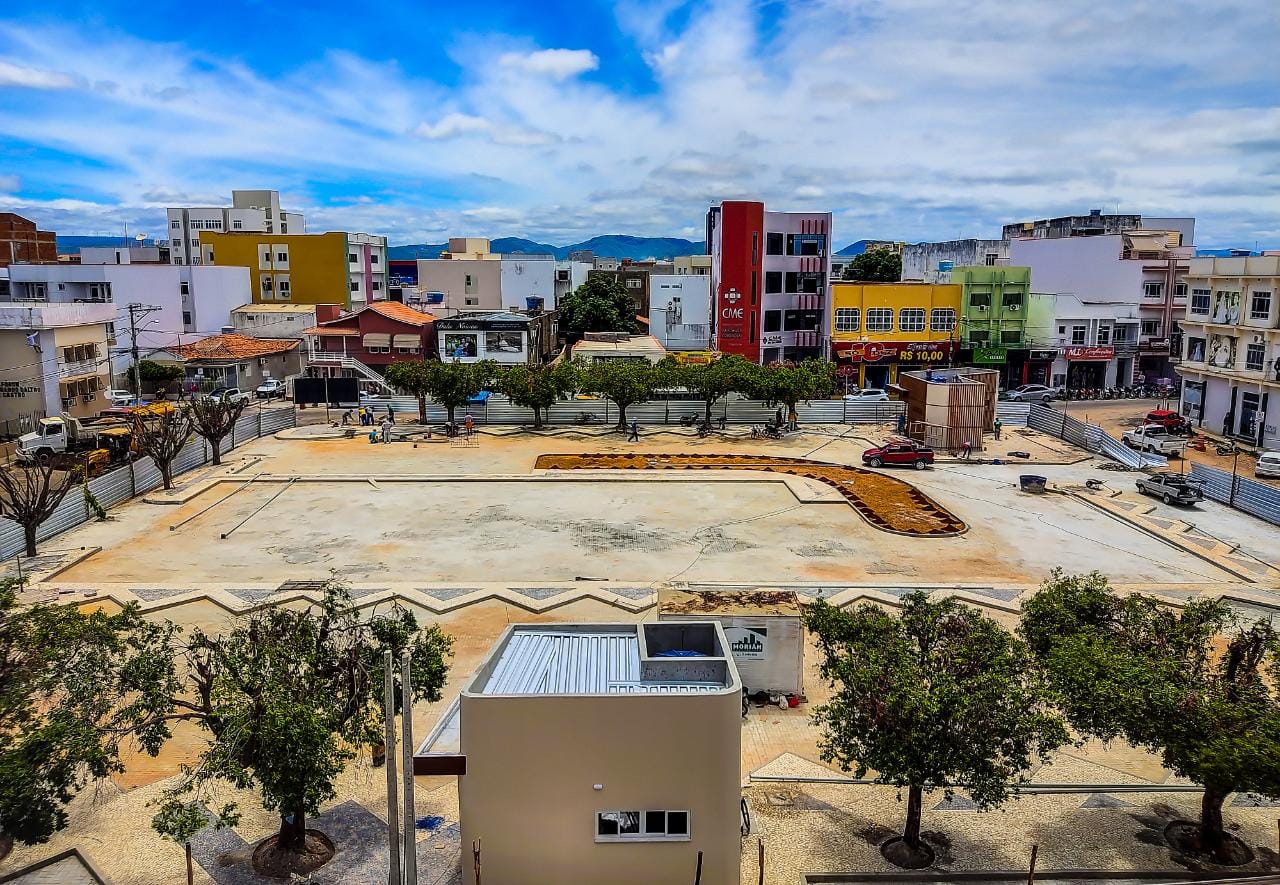 Construtora Moriáh termina Praça do Fórum dentro do prazo estipulado pela Prefeitura de Guanambi