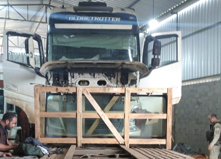 Sete pessoas foram presas por roubo e desmanche de caminhão em Vitória da Conquista 