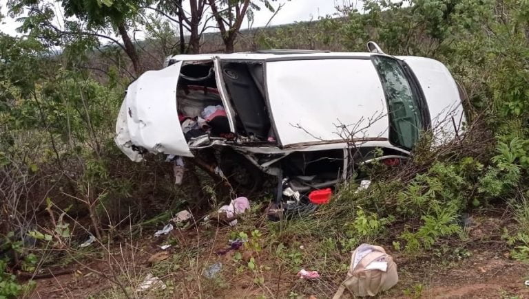 Grave acidente deixou dois mortos e seis feridos em Correntina
