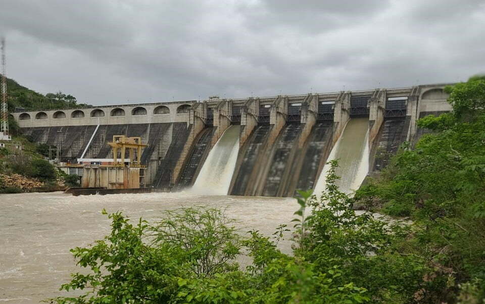 Comportas da Barragem da Pedra foram abertas em Jequié