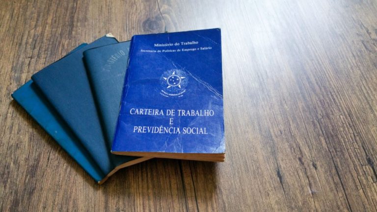 Sine Bahia seleciona para mais de 200 vagas de emprego em Caetité, Salvador, Vitória da Conquista e outras cidades