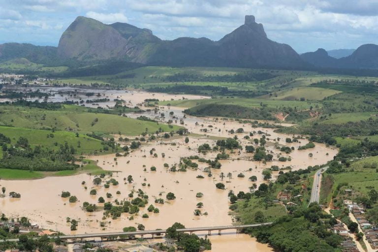 Abertura das comportas da Barragem de Machado Mineiro coloca em alerta Itambé e mais três cidades