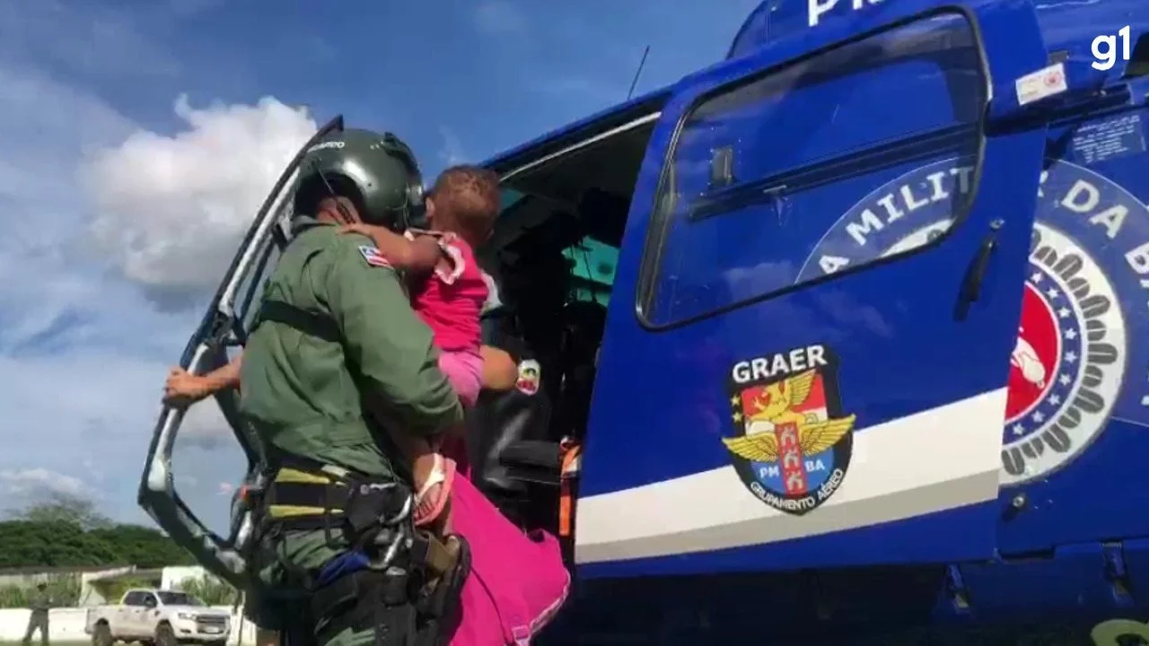 Grávida em trabalho de parto foi resgatado de helicóptero em comunidade isolada pelas cheias em Itambé