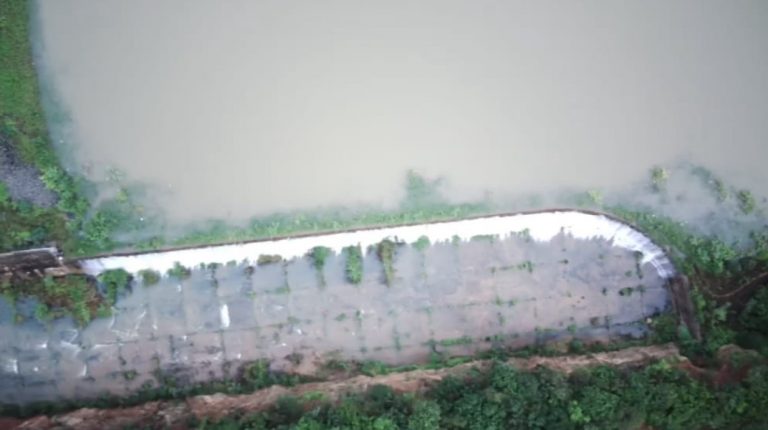Barragem de Ceraíma começou a sangrar, veja as primeiras imagens