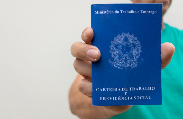 emprego carteira de trabalho