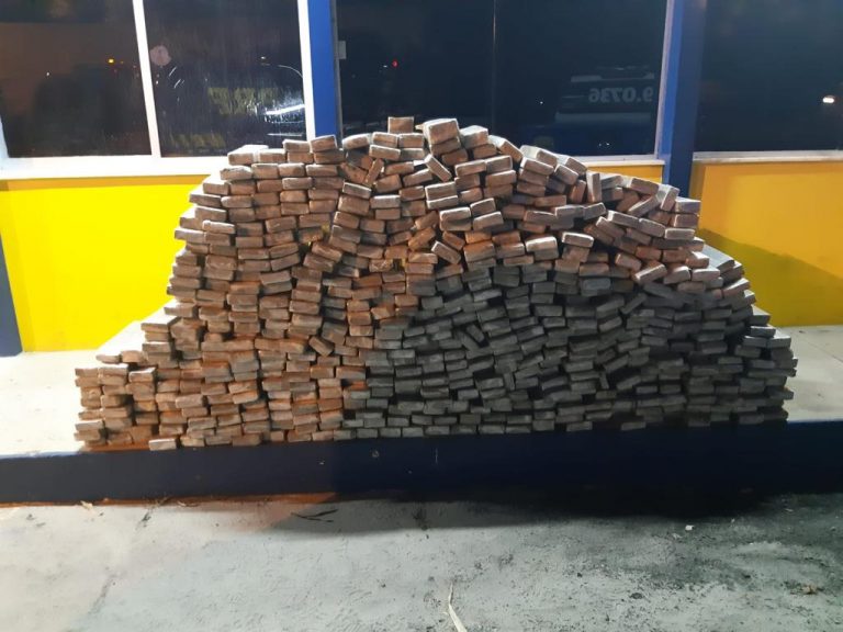 PRF prende traficante com mais de meia tonelada de maconha no Sul da Bahia