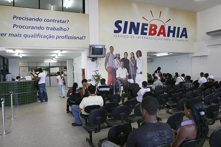 SineBahia divulga vagas de emprego para Guanambi, Caetité, Salvador e outras cidades