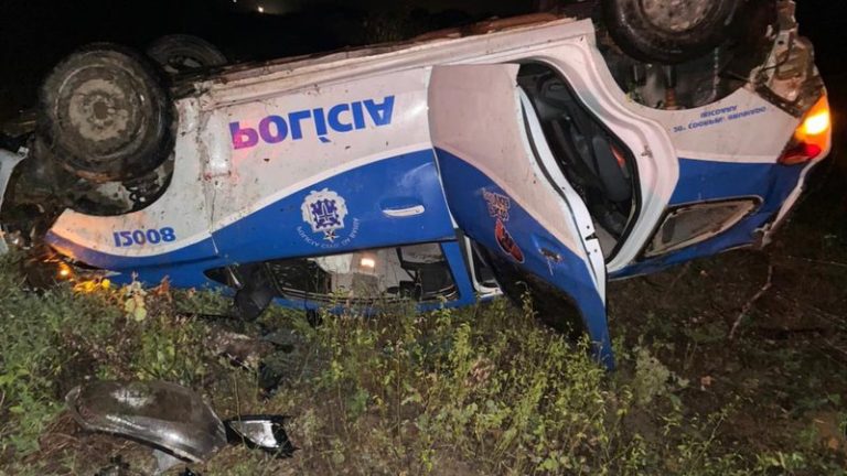 Delegado ficou ferido após viatura capotar em Brumado