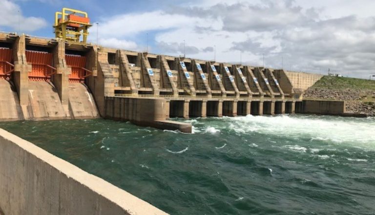 foto mostra barragem de Sobradinho