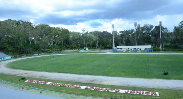 Torcedoras uniformizadas terão entrada franca na partida entre Vitória da Conquista e Unirb
