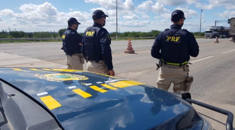 Veículo roubado em São Paulo foi recuperado pela PRF em Vitória da Conquista