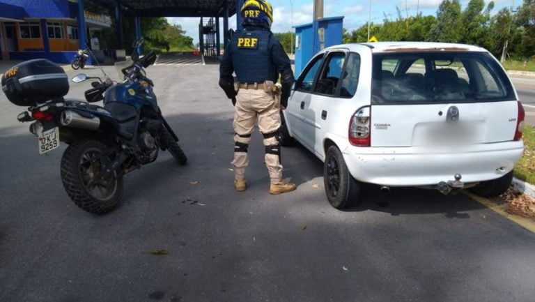 PRF apreende veículo com elementos de identificação adulterados em Vitória da Conquista
