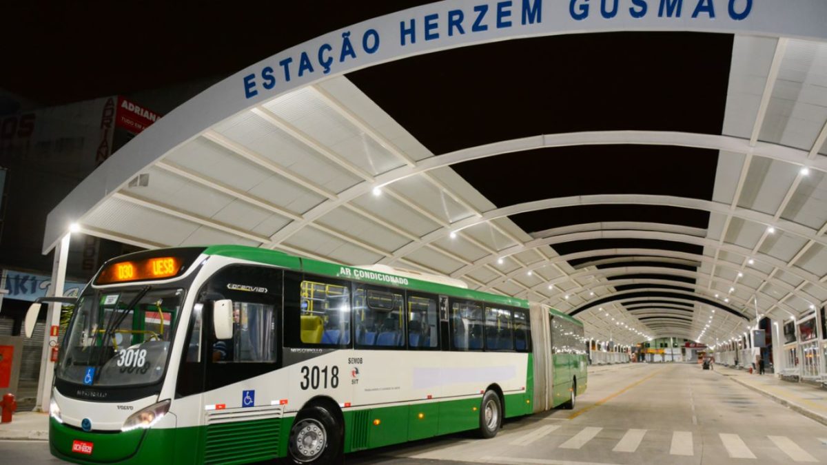 Três linhas de ônibus terão horários alterados aos sábados em Vitória da  Conquista