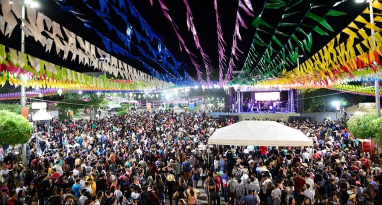 Foto mostra visão de um dia de festa de São João em Jequié - Atrações do São João de Jequié 2022