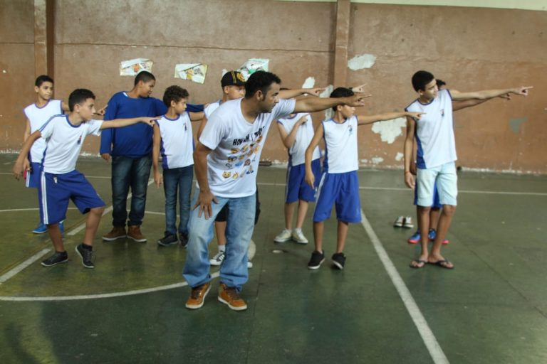 Vitória da Conquista seleciona instrutores para programa Estação Juventude 2.0