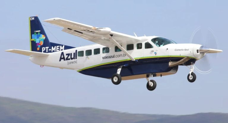 Azul conecta Salvador Guanambi