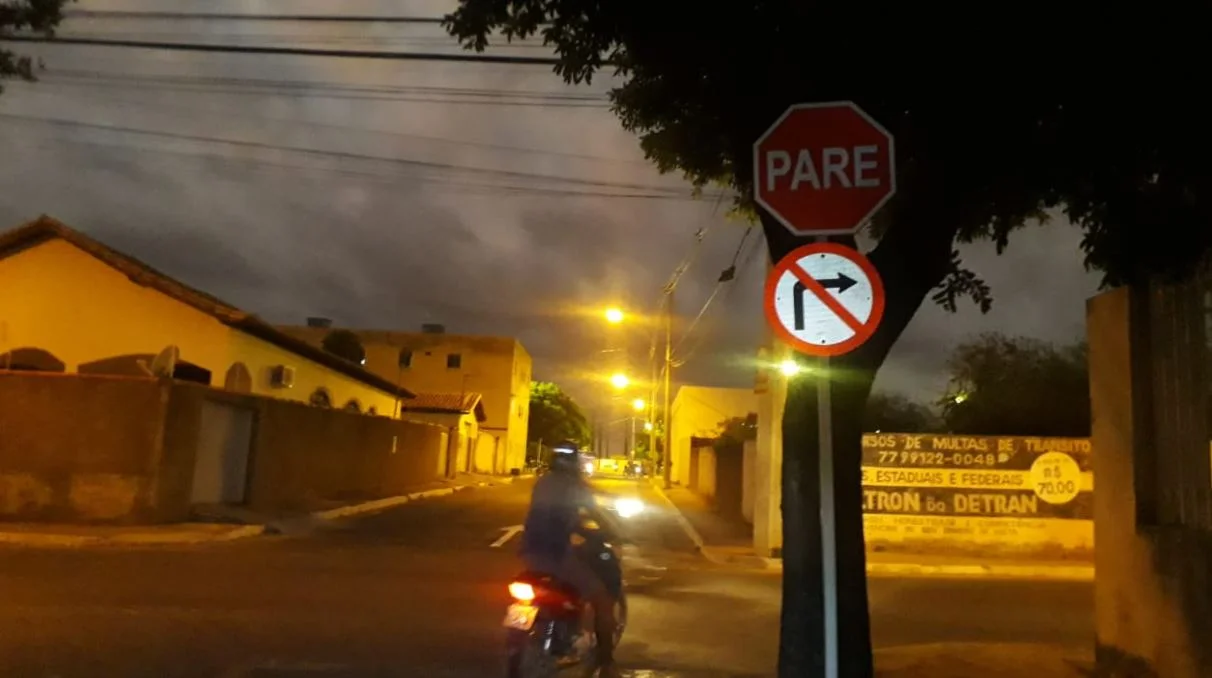 Rua Otávio Mangabeira passa a ter sentido único em Guanambi