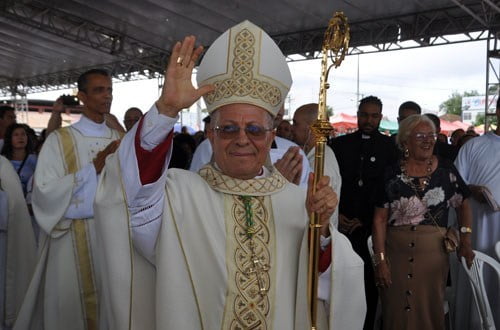 Arcebispo de Vitória da Conquista divulga orientações sobre shows e eventos religiosos no território da arquidiocese