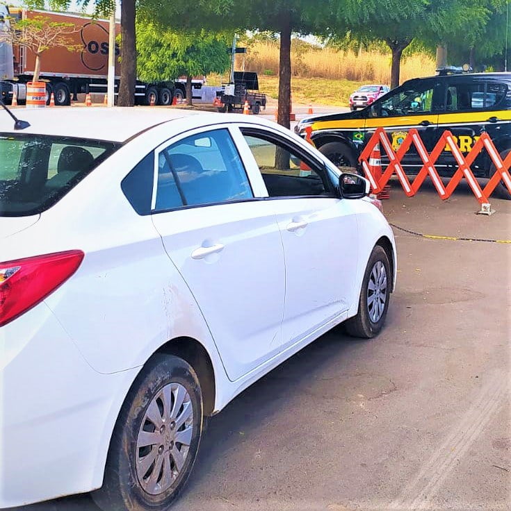 Carro com placa clonada de São Paulo foi recuperado em Barreiras