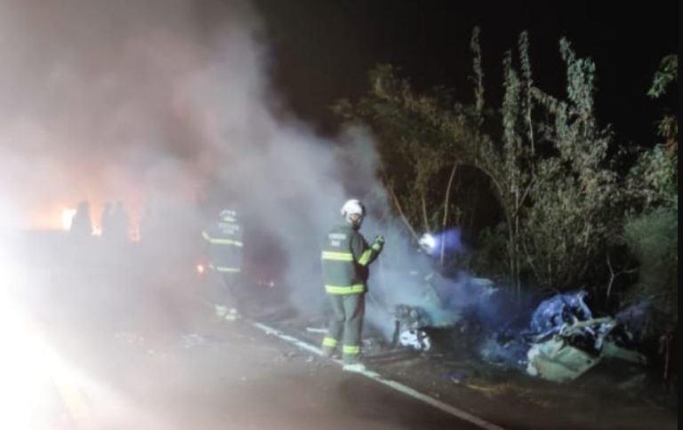 Vítimas de acidente na BR-122 seguem sem identificação no IML de Guanambi