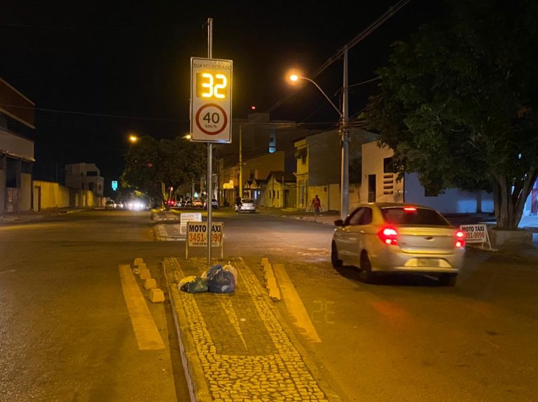 Com foco na educação no trânsito, lombadas eletrônicas começaram a funcionar em Guanambi