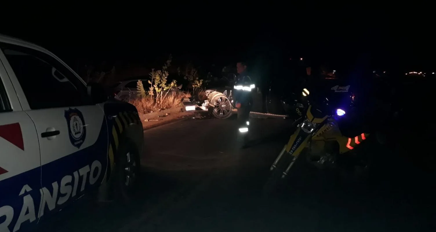 Colisão frontal entre carro e caminhonete deixou feridos em Guanambi