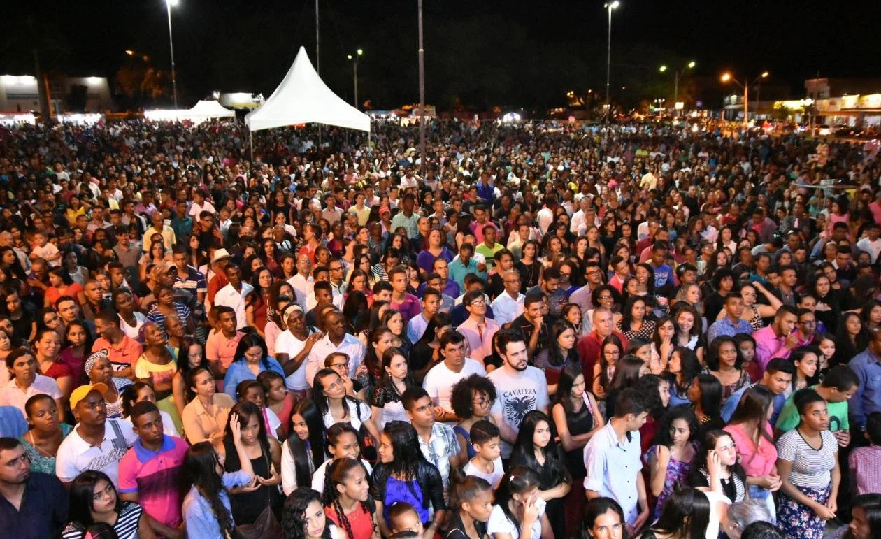 Dia do Evangélico em Guanambi terá shows de Mariana Valadão, Vitória de Deus e Coral Solare