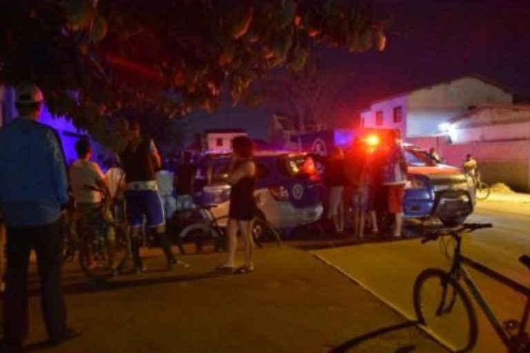 Mulher de 44 anos foi morta a tiros em Vitória da Conquista nesta segunda-feira