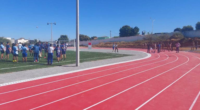 Pista de atletismo e campo socity