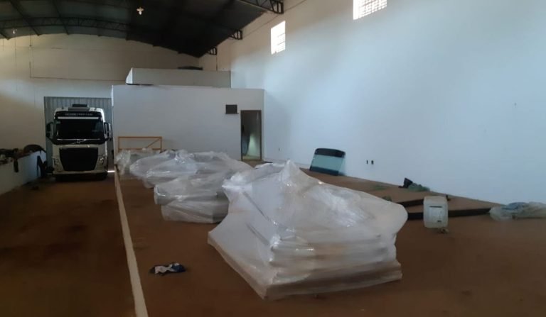 Carreta roubada em Correntina foi encontrada em desmanche na cidade de Caetité