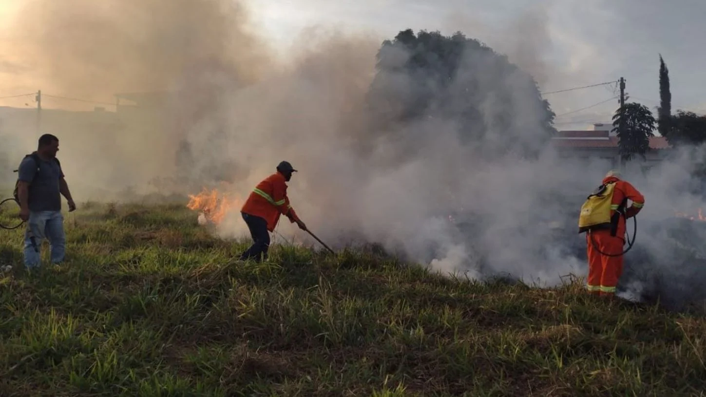 Secretaria de Meio Ambiente alerta para aumento dos incêndios provocados por ação humana em Vitória da Conquista