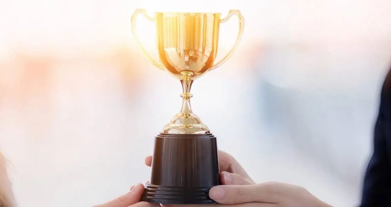 Competições esportivas e eventos culturais devem premiar igualmente homens e mulheres em Guanambi