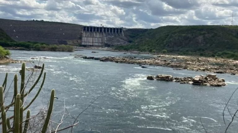 Meses após cheia histórica, ribeirinhos e peixes do rio São Francisco sofrem com variações bruscas de vazão de hidroelétricas